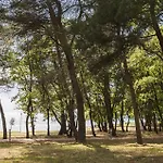 Nice Apartment In Umag With Wifi Umag