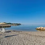 Nice Apartment In Umag With Wifi * Umag