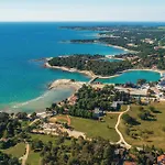 Nice Apartment In Umag With Wifi Daire