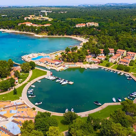Апартаменты Nice Apartment In Umag With Wifi