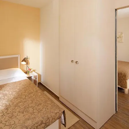 Апартаменты Nice Apartment In Umag With Wifi *
